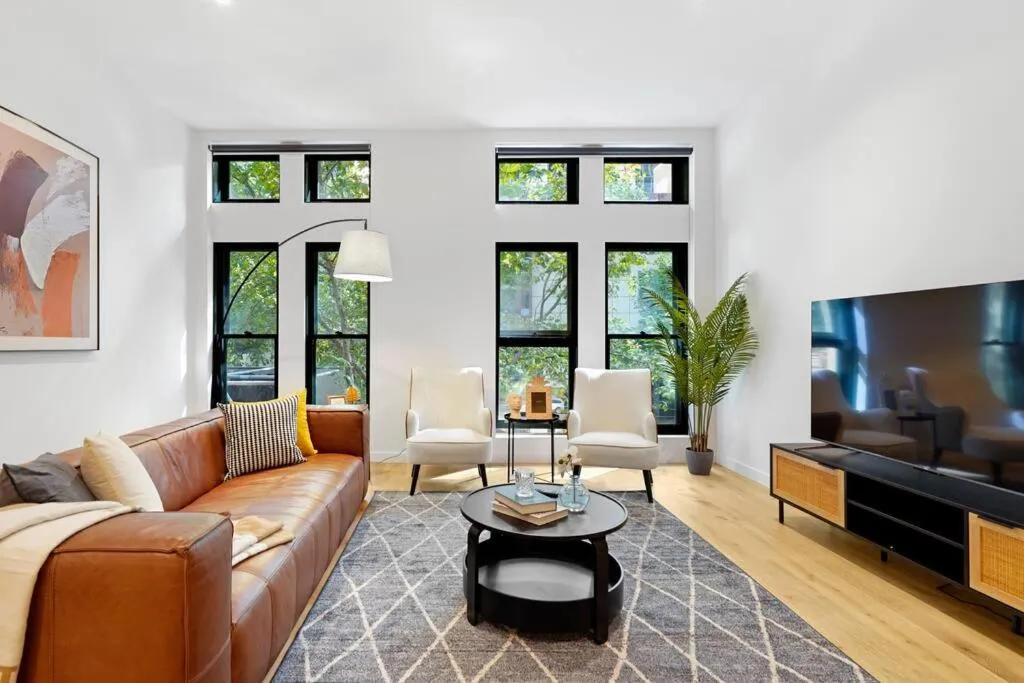 Image 4 of NewYork Style loft 2B2B in Collins St