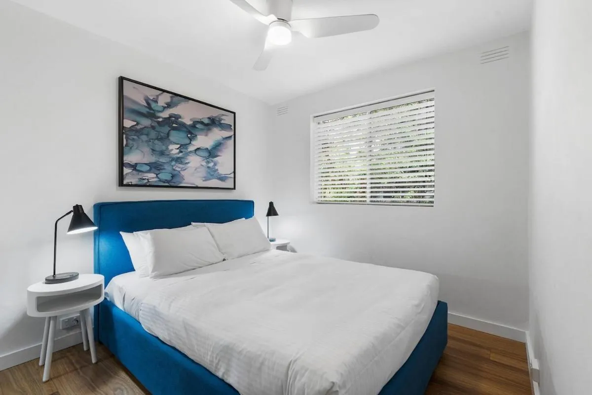 Image 4 of Newly Renovated South Yarra 2BR Apt with parking