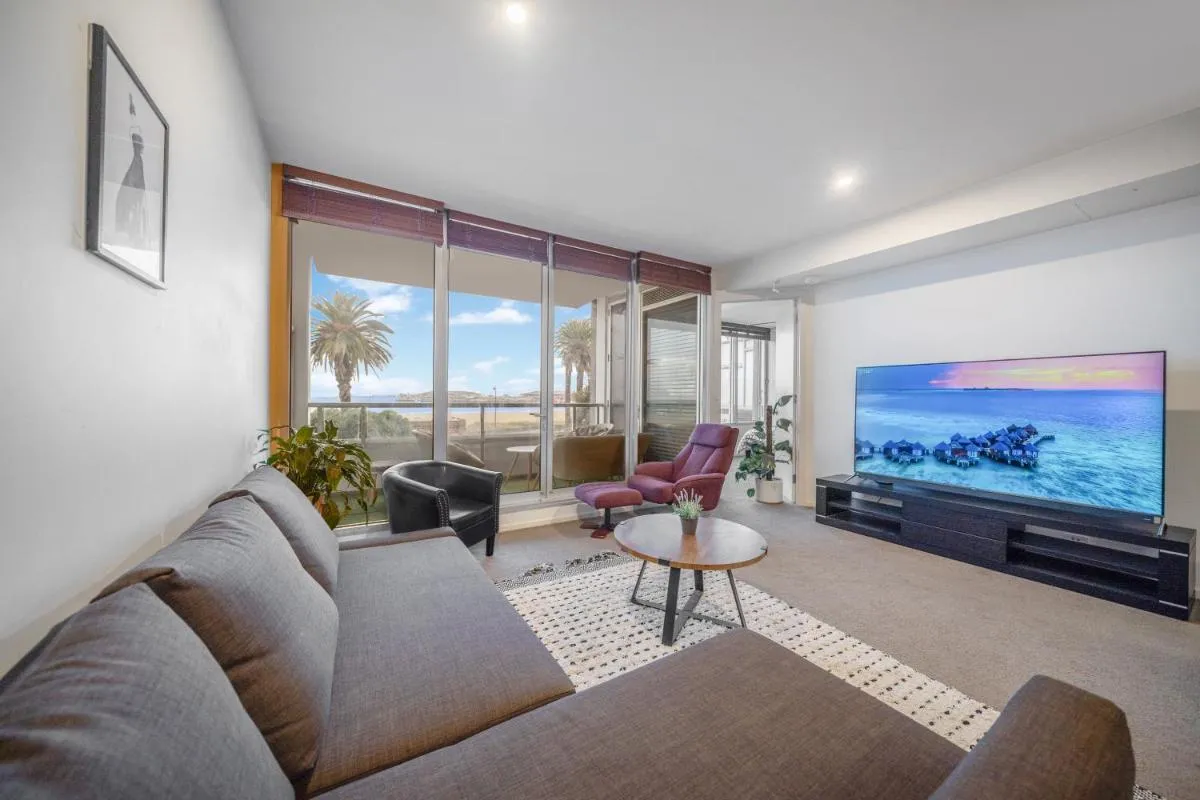 Image 4 of OceanView 3BR Oasis Close to CBD-free parking