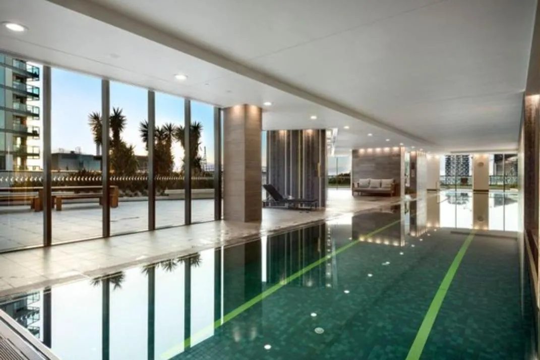 Image 3 of One bedroom apartment in Docklands