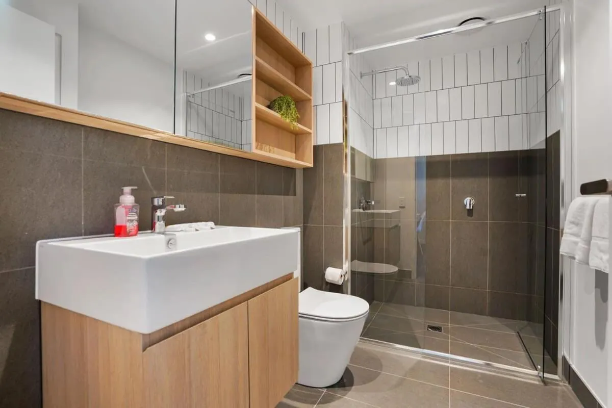 Image 2 of Palladium Tower – Premium Southbank Apt w parking