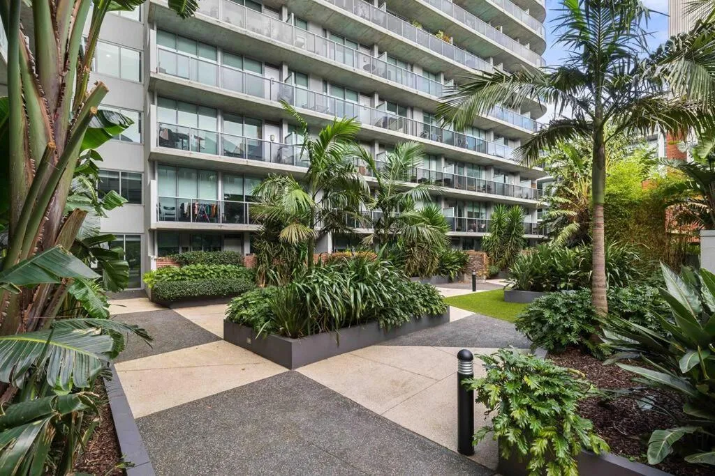 Image 5 of Perfect Urban Retreat!