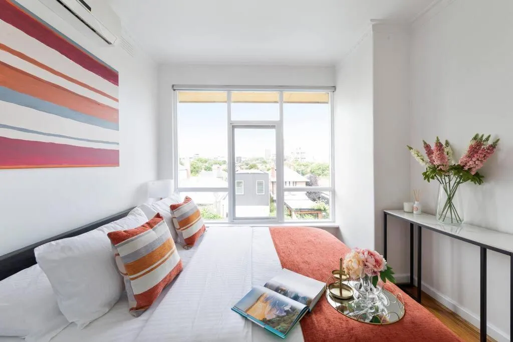 Image 1 of Prahran Chic & Cozy Retreat