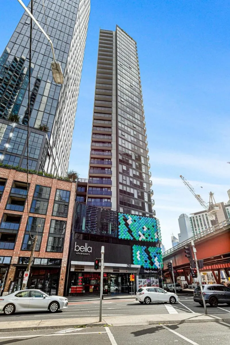 Image 5 of Pristine 2-Bed Unit With Beautiful City Landscape