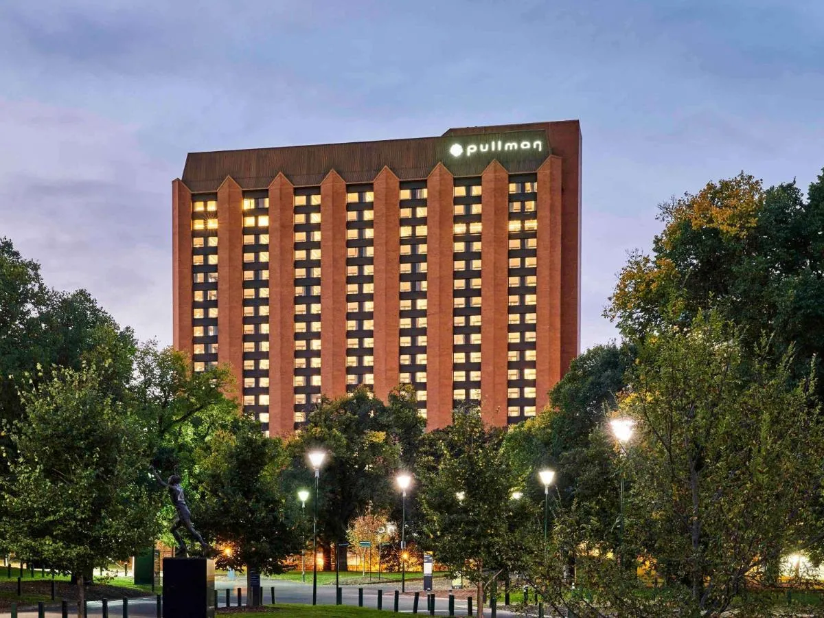 Image 2 of Pullman Melbourne On the Park