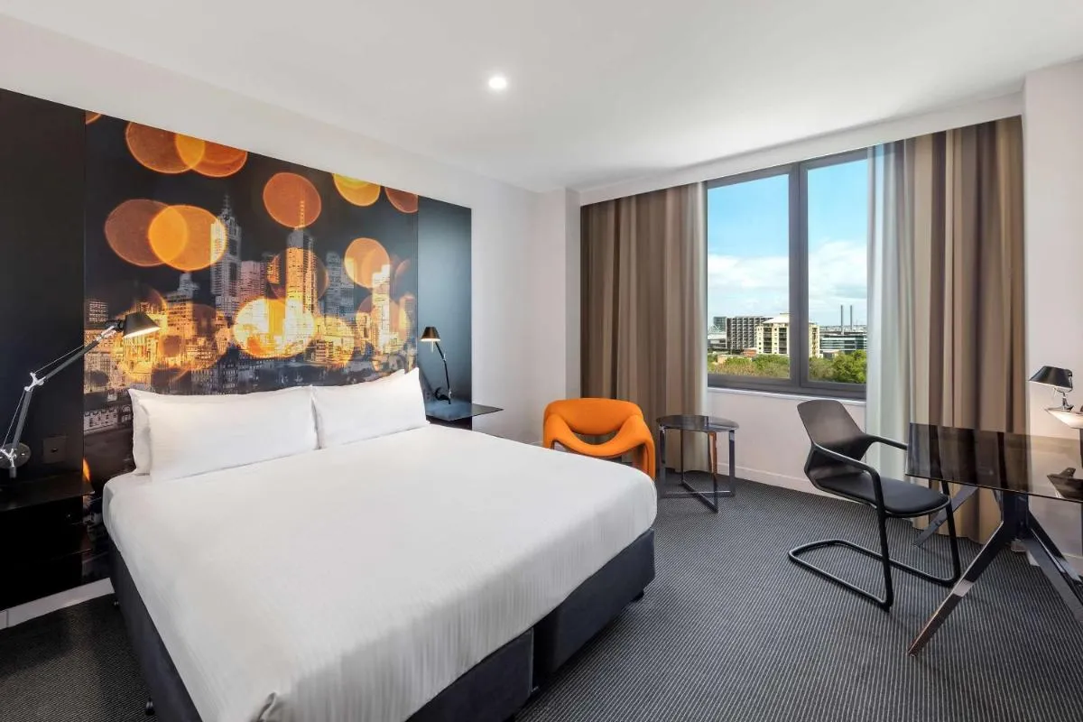 Image 1 of Radisson On Flagstaff Gardens Melbourne
