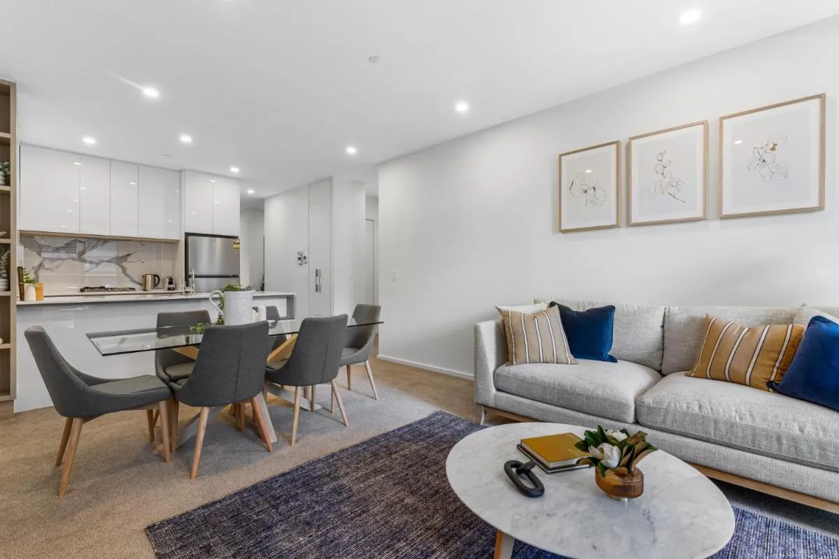 Image 4 of Remarkable 3-Bed with City Views & Swimming Pool