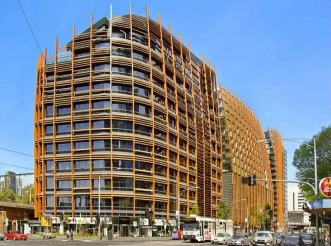 Image 5 of Riverside Apartment Melbourne CBD
