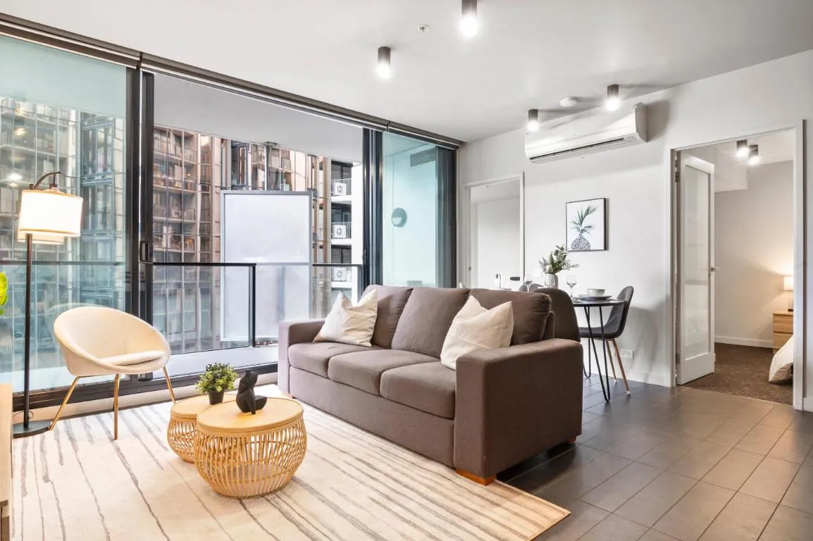 Image of Rooftop Pool 2BR Apt at Marvel Stadium with Free Parking