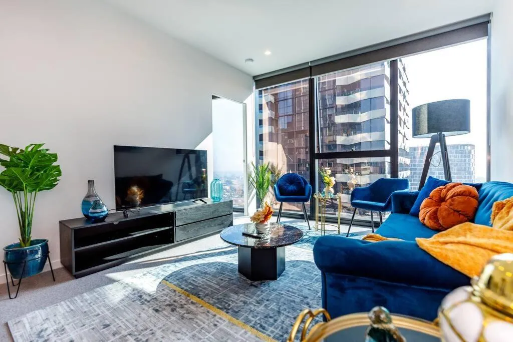 Image 2 of Sky High 180 Panoramic Views-Prime CBD,Pool & Gym