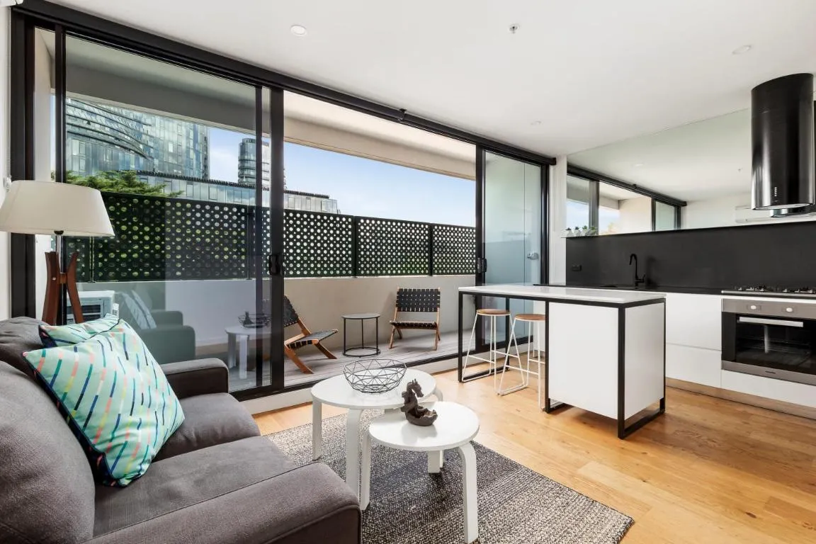 Image of Sleek and Modern in Charming Location
