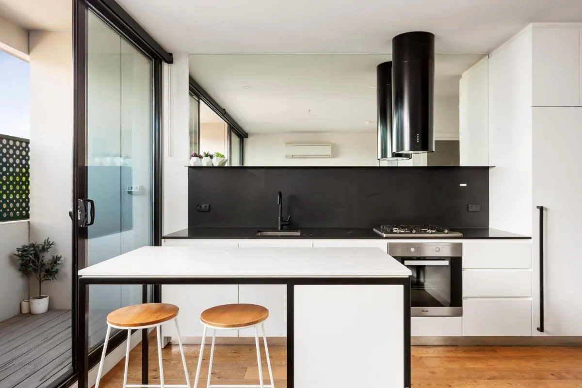 Image 5 of Sleek and Modern in Charming Location