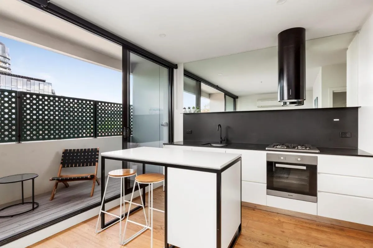 Image 4 of Sleek and Modern in Charming Location