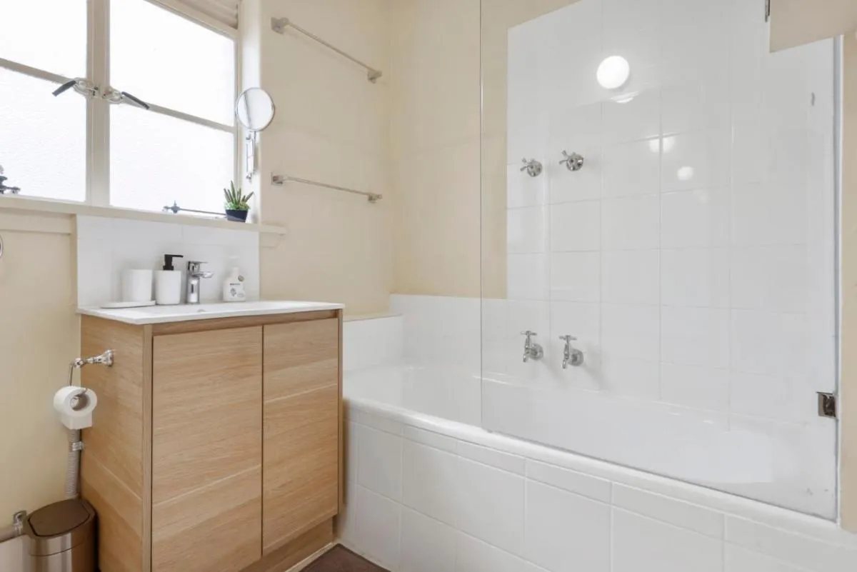Image 6 of Sophisticated East Melbourne Retreat