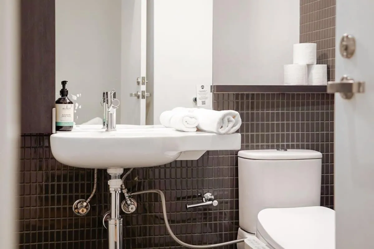 Image 6 of South Yarra Apartment – Stunning one bedroom secure and cozy Apt