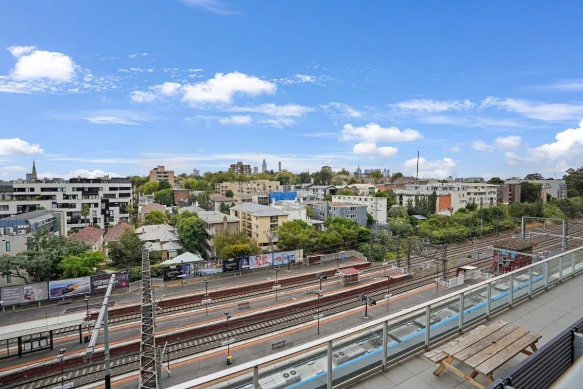 Image 5 of South Yarra Apartment – Stunning one bedroom secure and cozy Apt