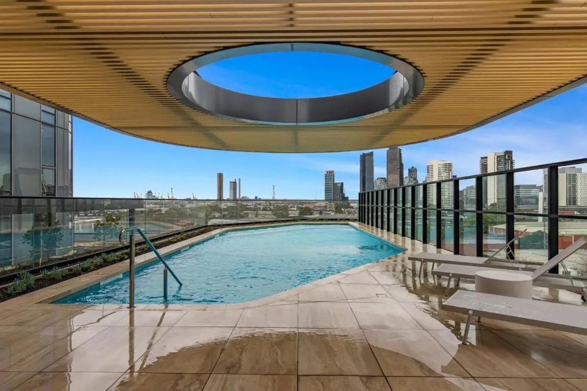 Image of Southbank 1-Bed Resort with Study, Pool and Gym