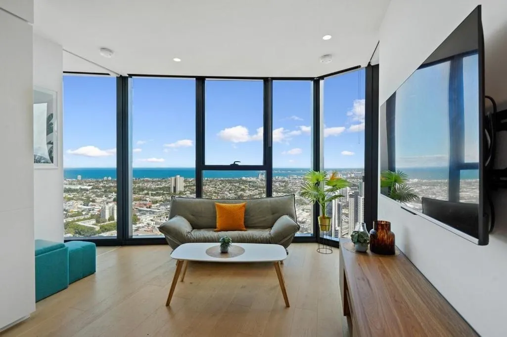 Image of Southbank 2bdrm Apt – 46th floor amazing view