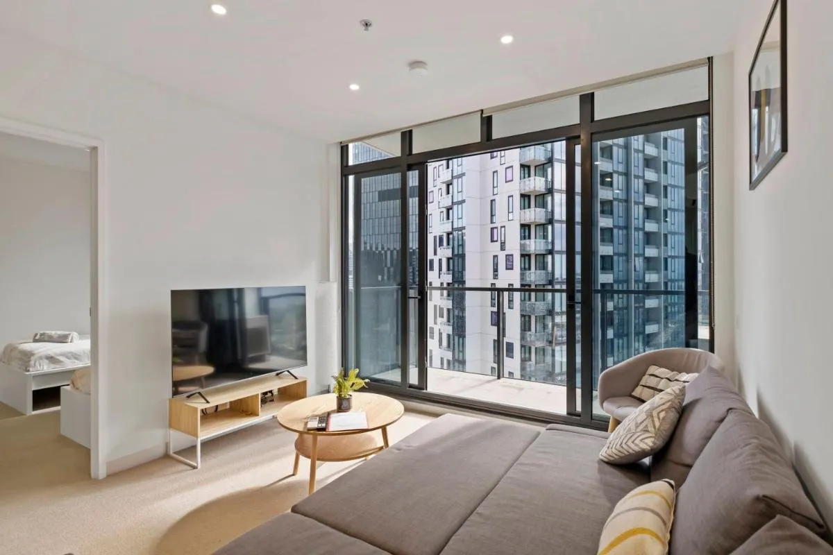 Image 5 of Southbank Apartment with Skyline View: 5-Min Walk to CROWN Casino
