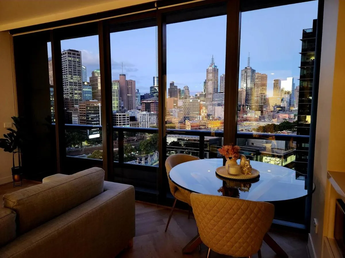 Image 6 of Southbank City-view Apartment