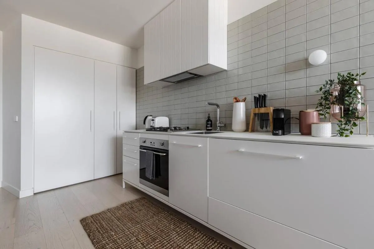Image 3 of Southside Contemporary – Balcony Stay with City Views