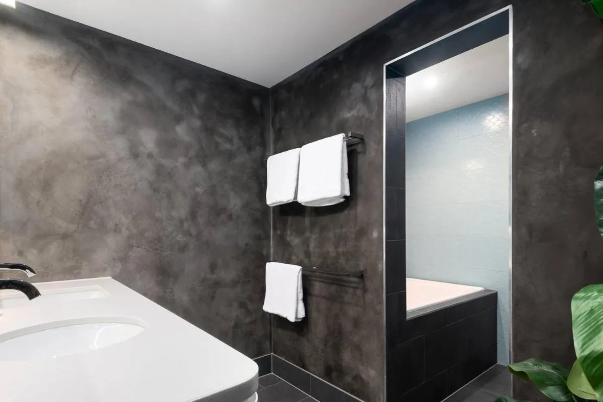 Image 2 of Spacious Designer Warehouse Melbourne CBD Apartment