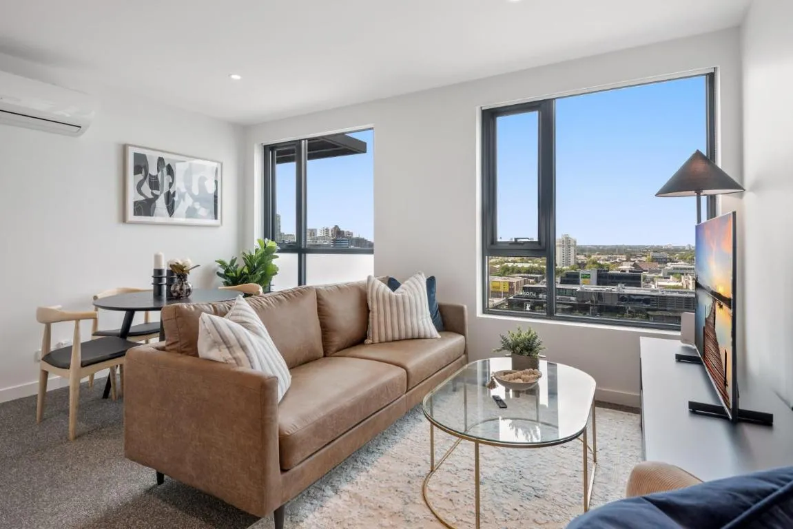 Image of Spectacular 2-Bed with Amenities & Sky-High Views
