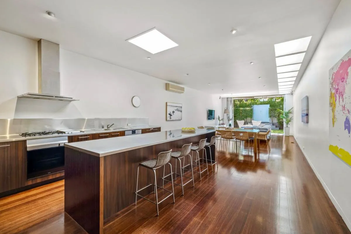 Image 3 of St Kilda Style – Stunning 3 Bedroom House