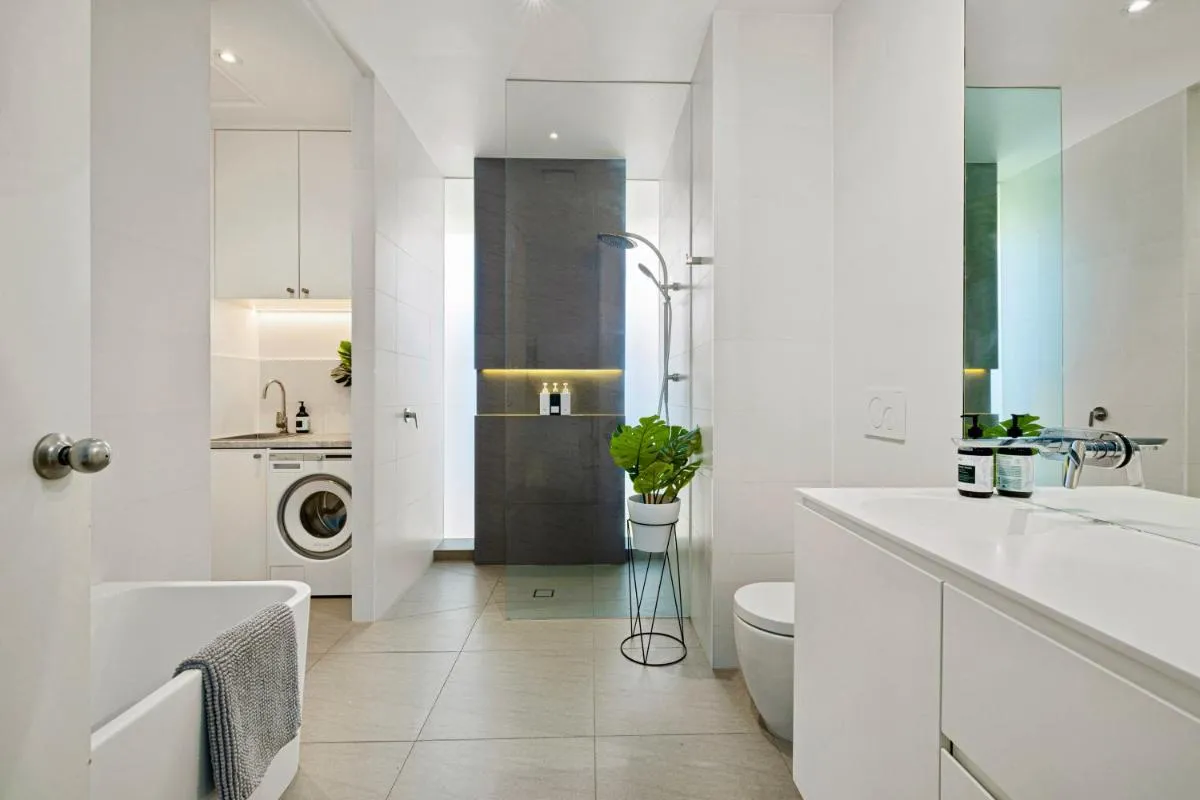 Image 2 of St Kilda Style – Stunning 3 Bedroom House