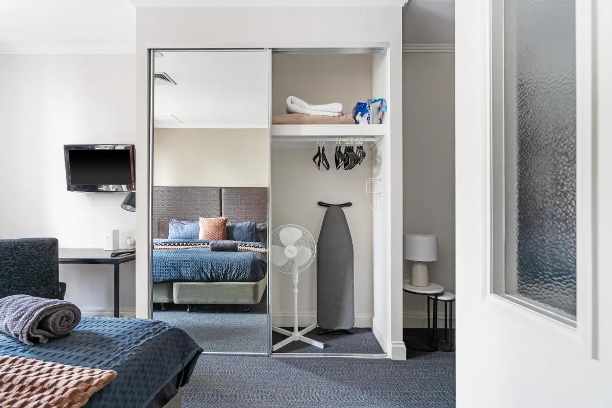Image 1 of Style and Convenience on Little Bourke