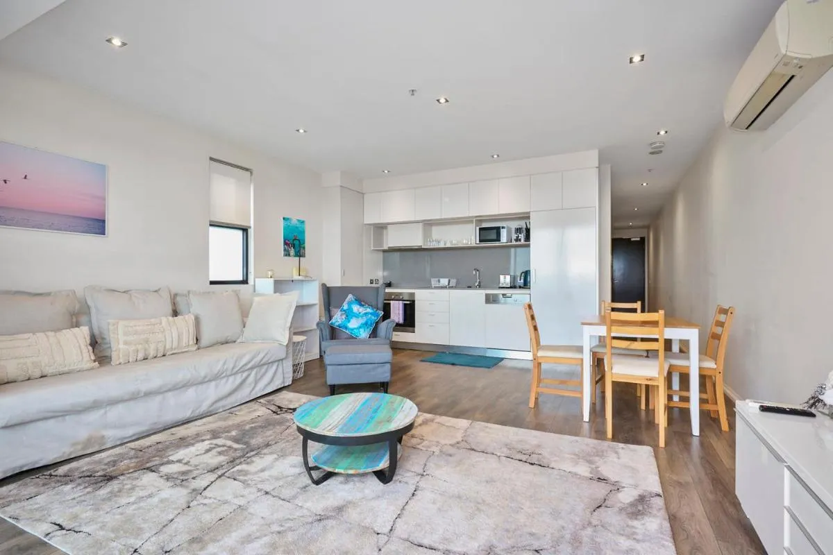 Image 3 of Stylish 2-Bed Apartment with Sea Views and Parking