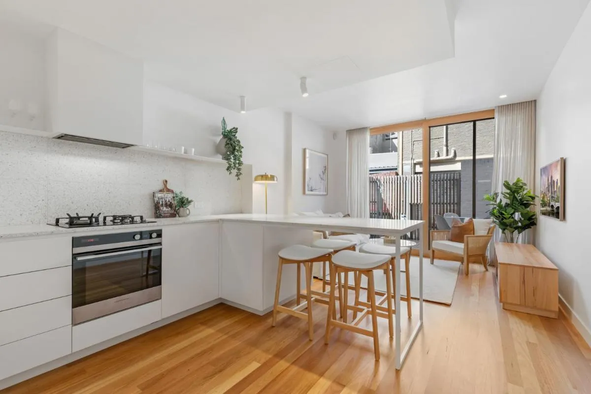 Image 3 of Stylish 2-bed Victorian Terrace in Carlton