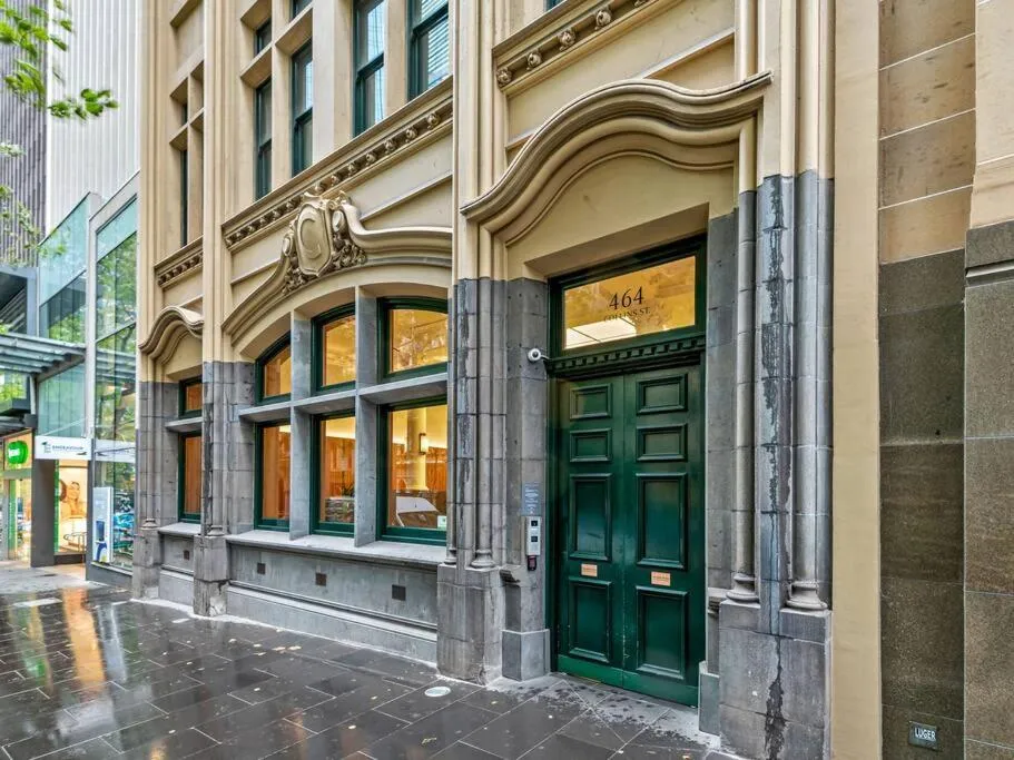 Image 5 of Superb CityView 2B2B apt CBD with Gym