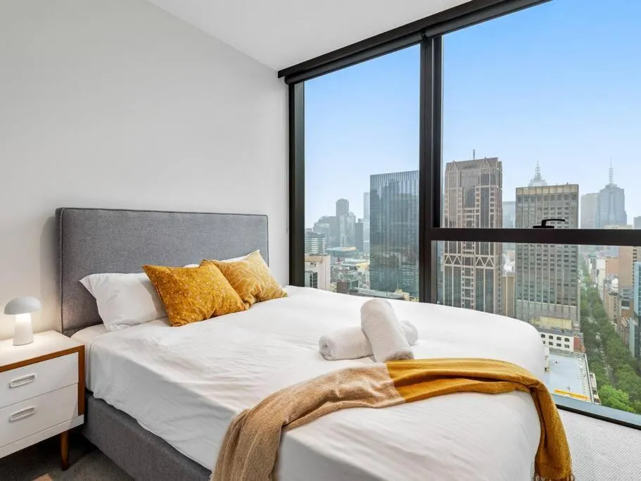 Image of Superb CityView 2B2B apt CBD with Gym