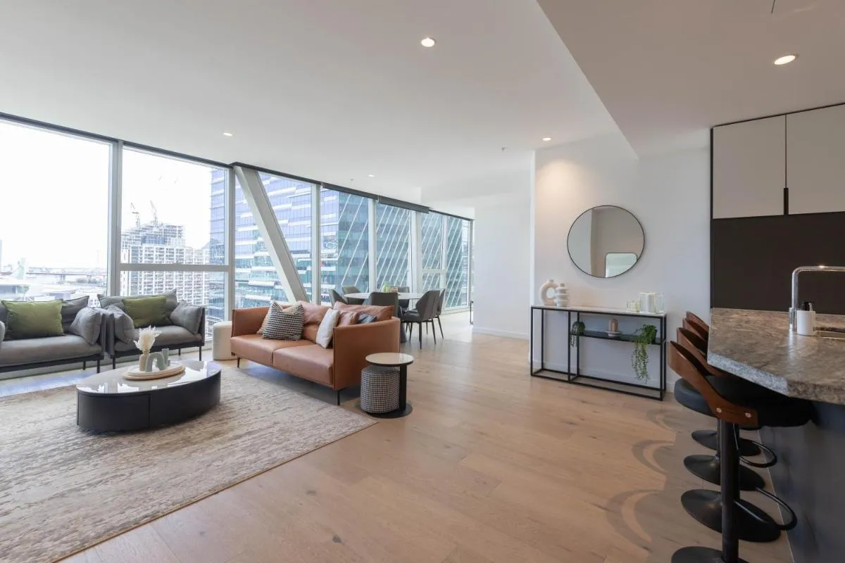 Image 4 of Supreme Sub-Penthouse 3 Bedroom Apartment in Melbourne CBD
