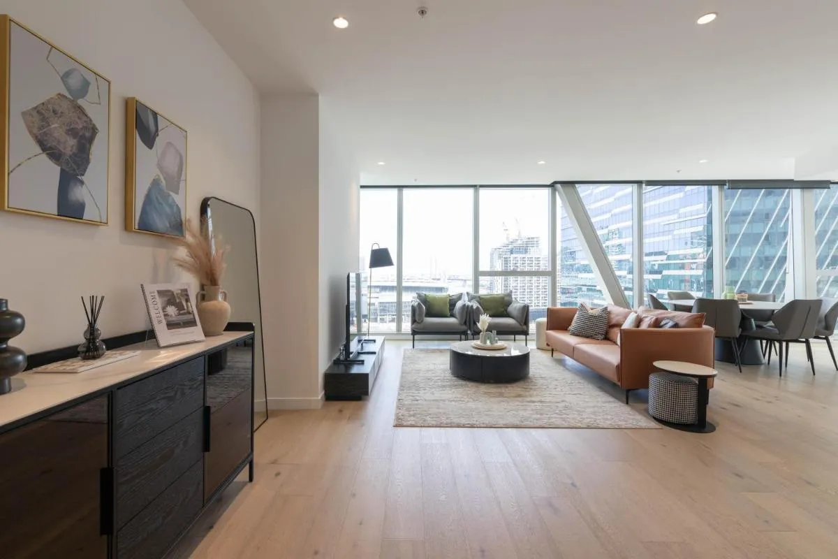 Image 5 of Supreme Sub-Penthouse 3 Bedroom Apartment in Melbourne CBD