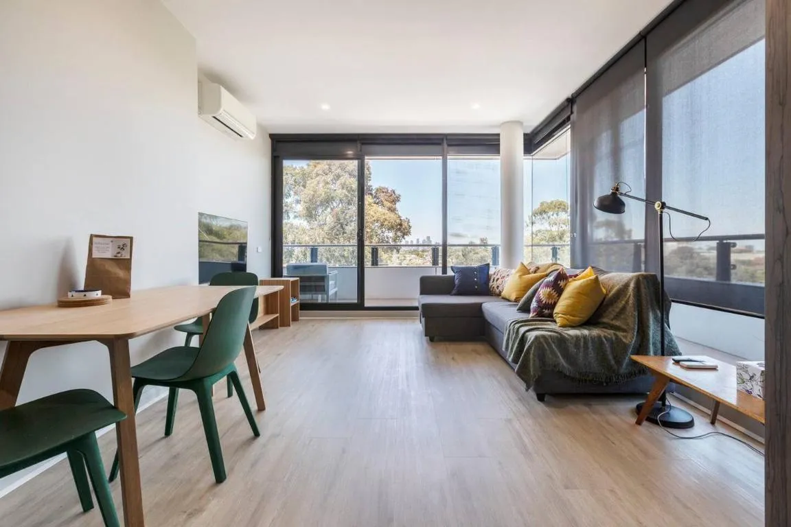 Image of Terra Cotta – Brunswick Retreat with Breezy Balcony