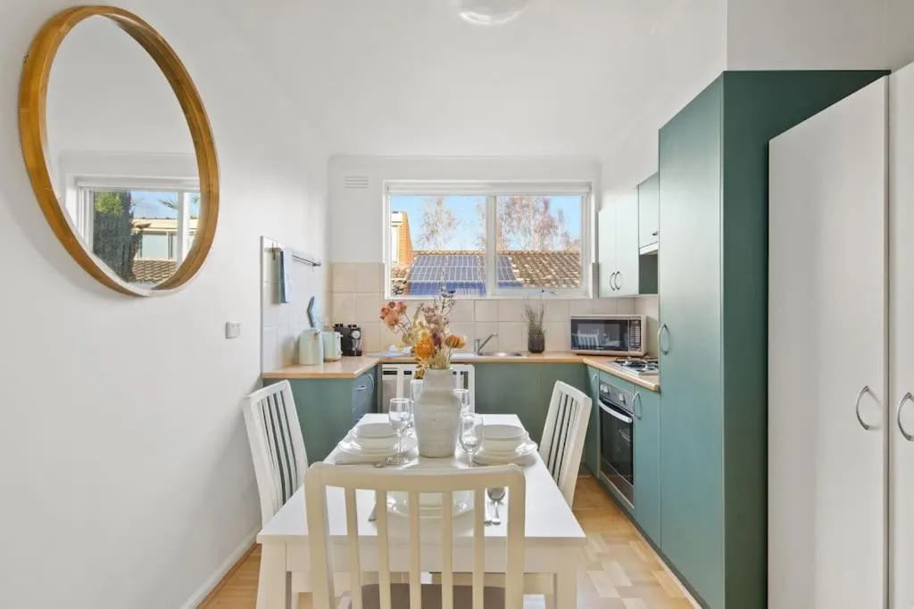 Image 3 of The Elsternwick Abode