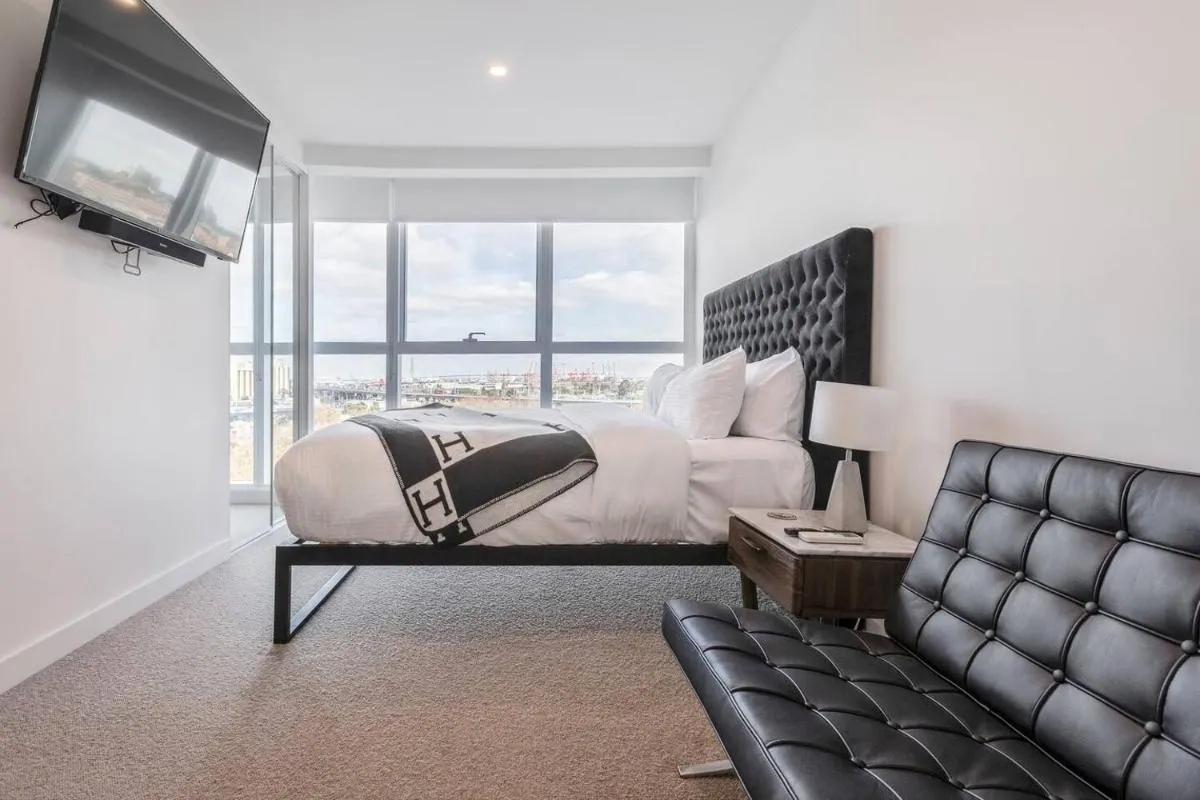 Image 4 of ‘The Fawn’ Relish in Sub-Penthouse Panorama