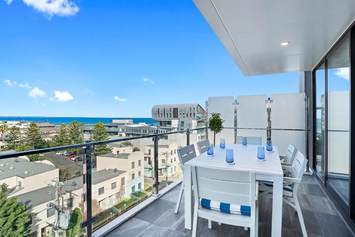 Image 3 of The Hamptons Apartments – Port Melbourne