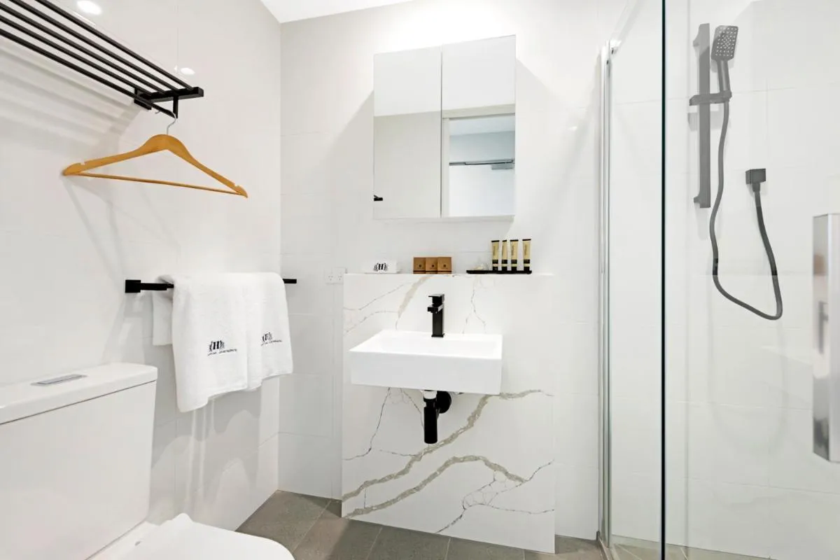 Image 2 of The Hamptons Apartments – St Kilda