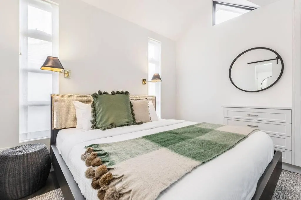 Image 1 of The Little Sage – A Lodge-style Urban Retreat