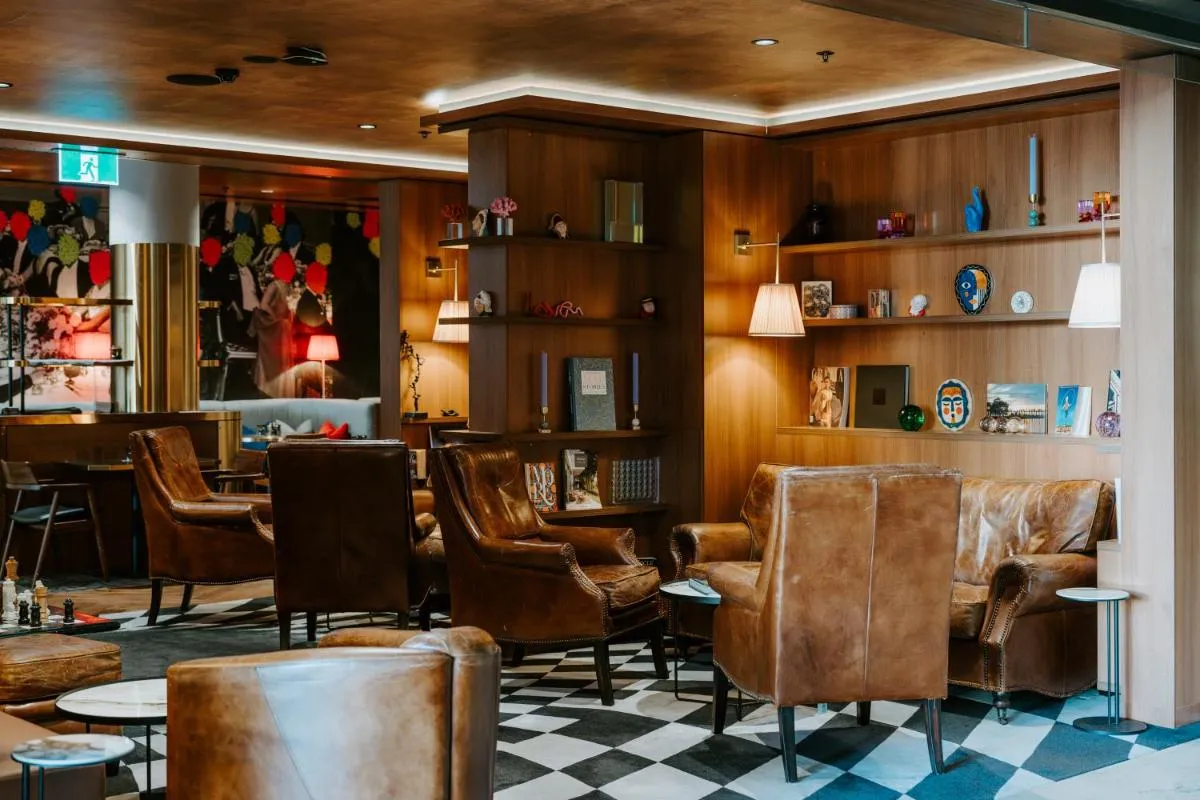 Image 2 of The Motley Hotel