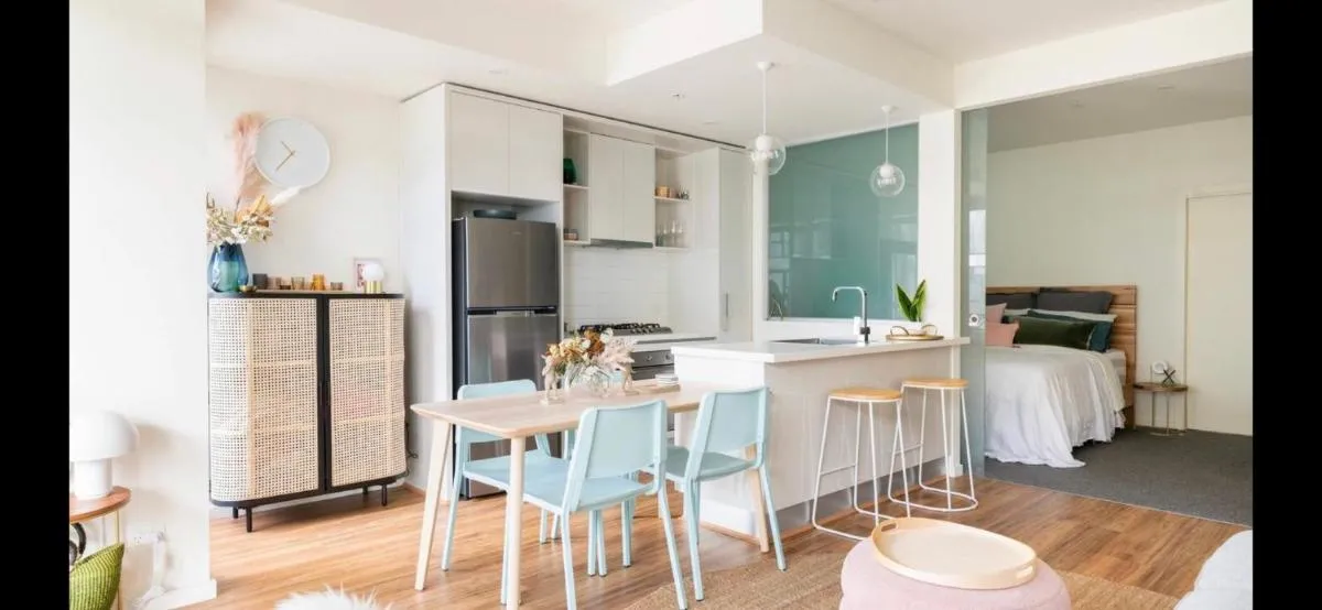 Image 3 of The Pas.Coe – A Stylish 1 bedroom unit with free parking.