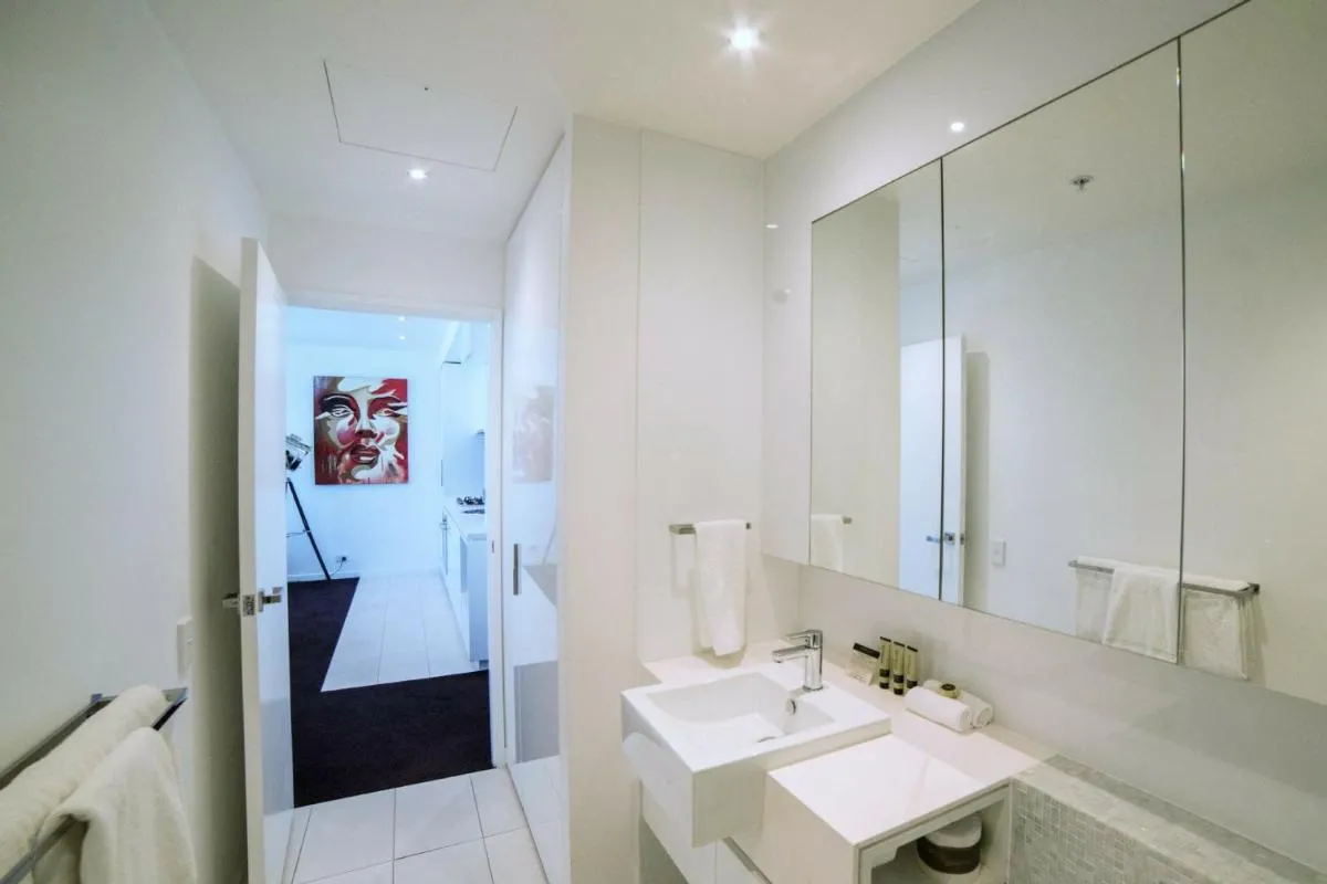 Image 2 of The Sebel Melbourne Docklands Hotel