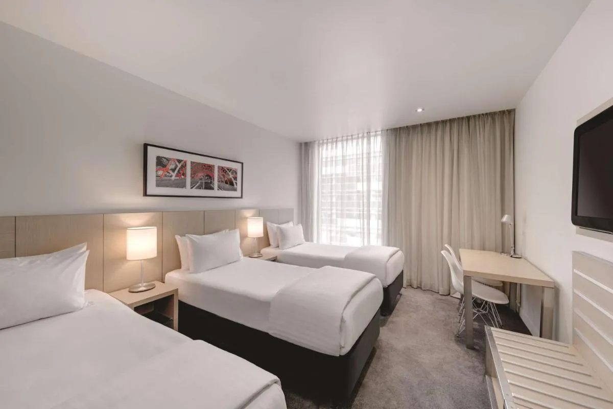 Image 1 of Travelodge Hotel Melbourne Docklands
