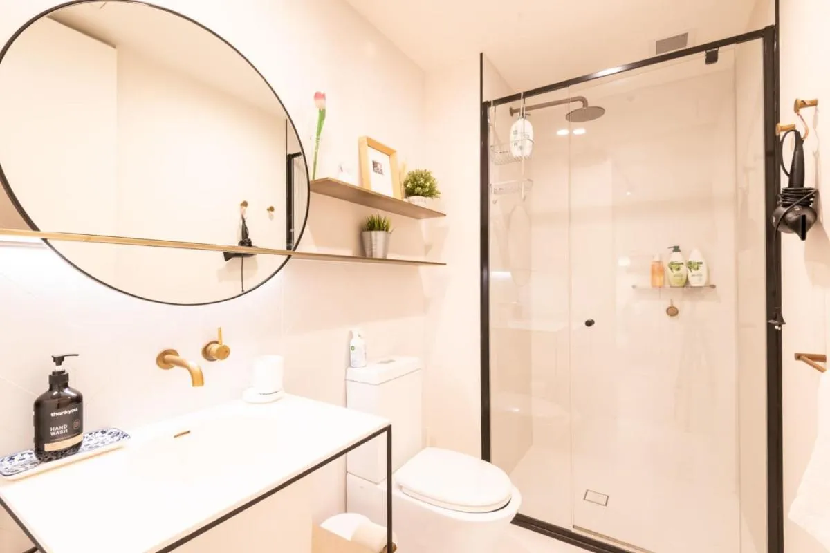 Image 5 of Trendy 1 Bedroom Apartment in the Heart of Collingwood