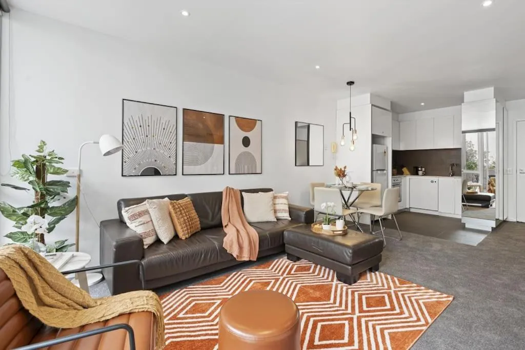 Image of Ultimate Comfort Gem in St Kilda