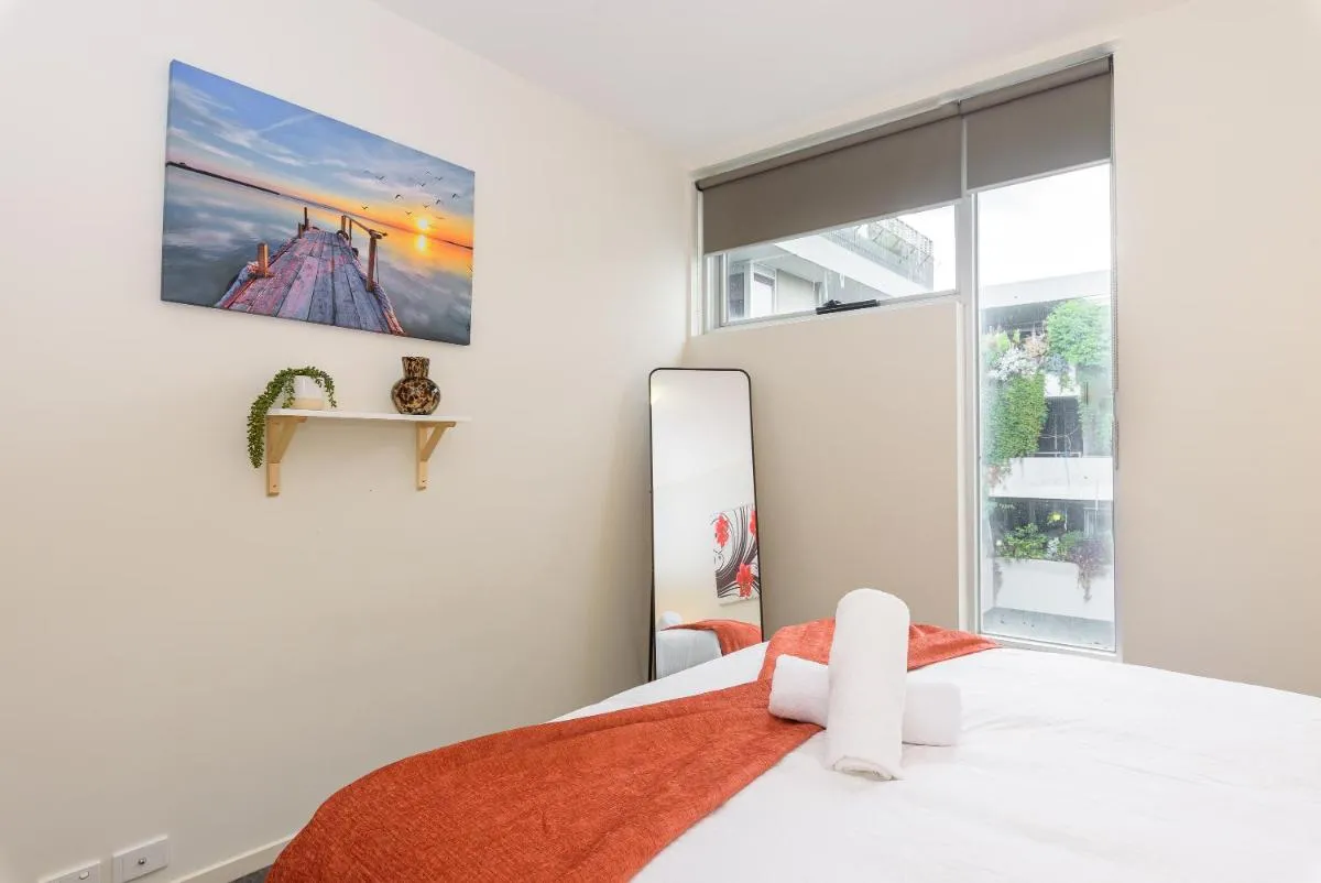 Image 6 of Ultimate Comfort Gem in St kilda 301