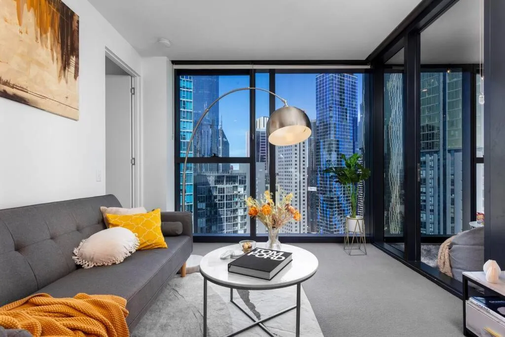 Image of Unique & Spacious Retreat – Cozy Balcony City View